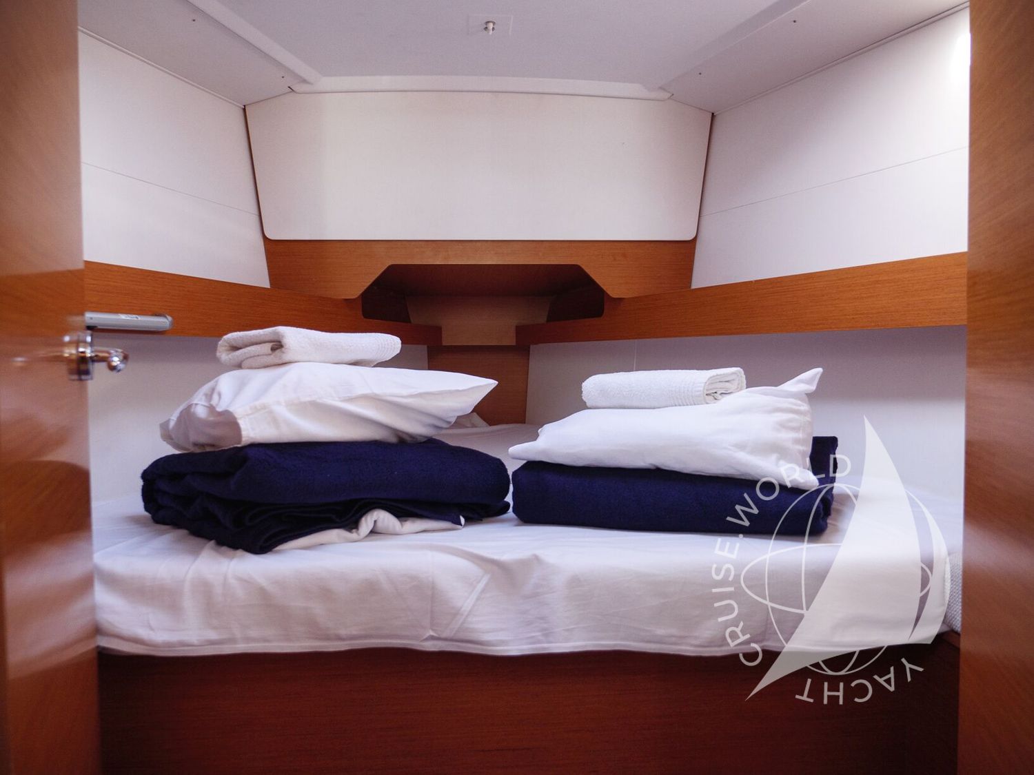 Interior - cabin (photo taken 2019)