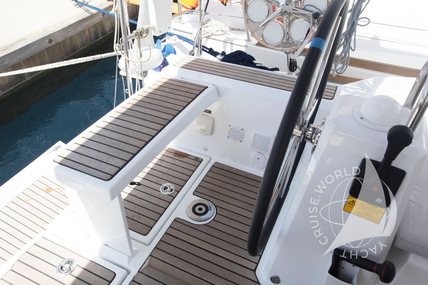 Helmsman Seat