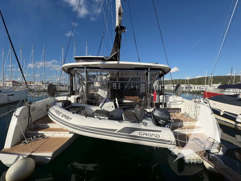 Изображение яхты