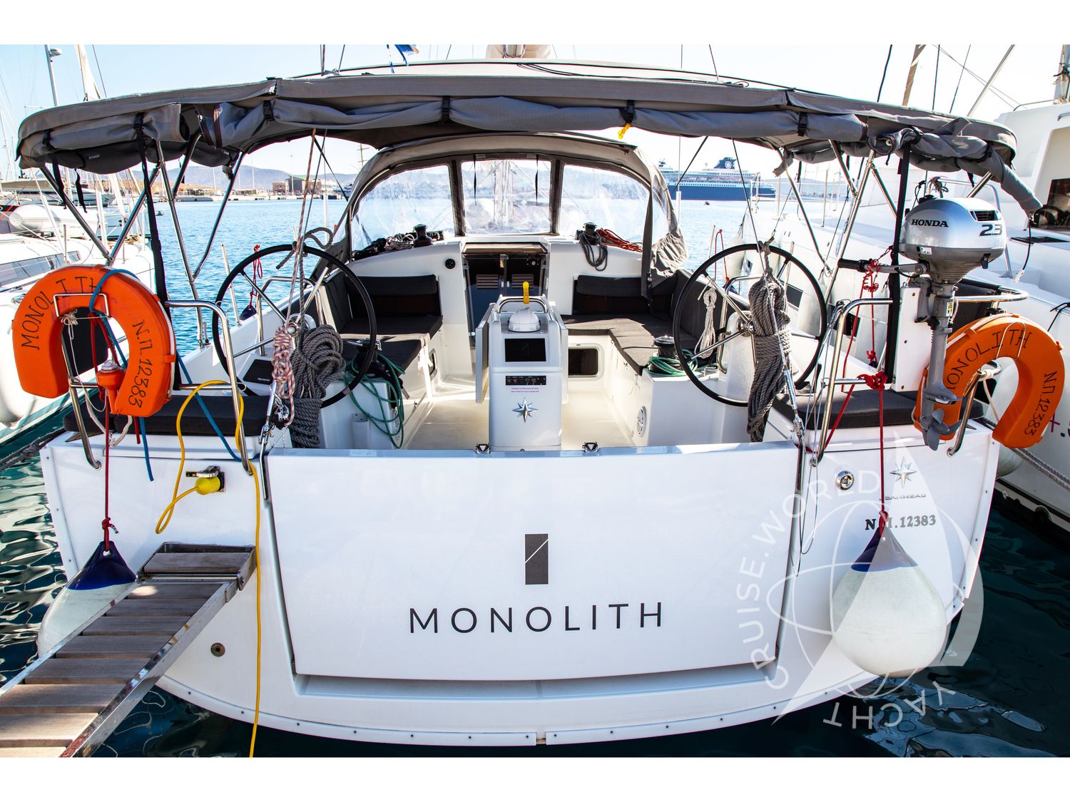 MONOLITH