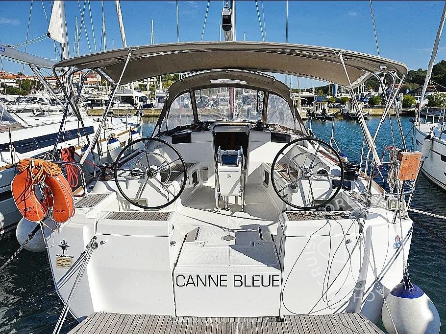 Canne Bleue