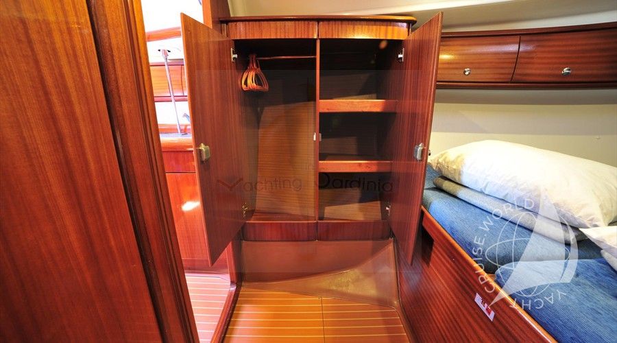  Front Cabin - June 2014